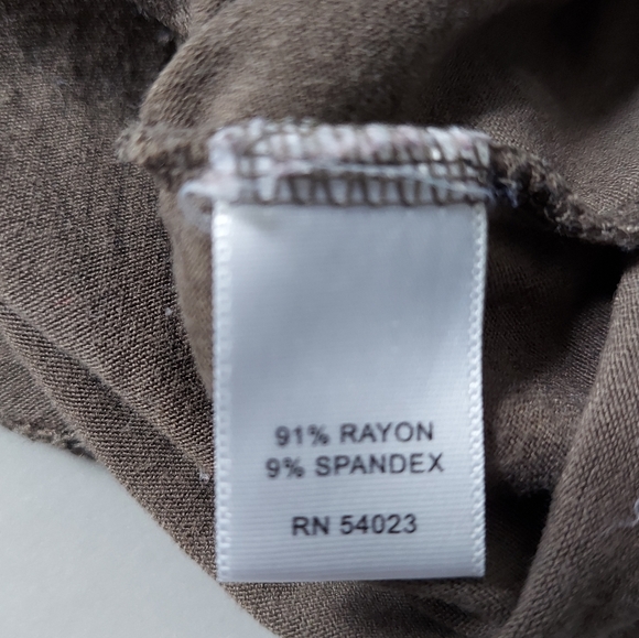 BANANA REPUBLIC Large, Gray scale Rayon Turtleneck - Picture 3 of 7